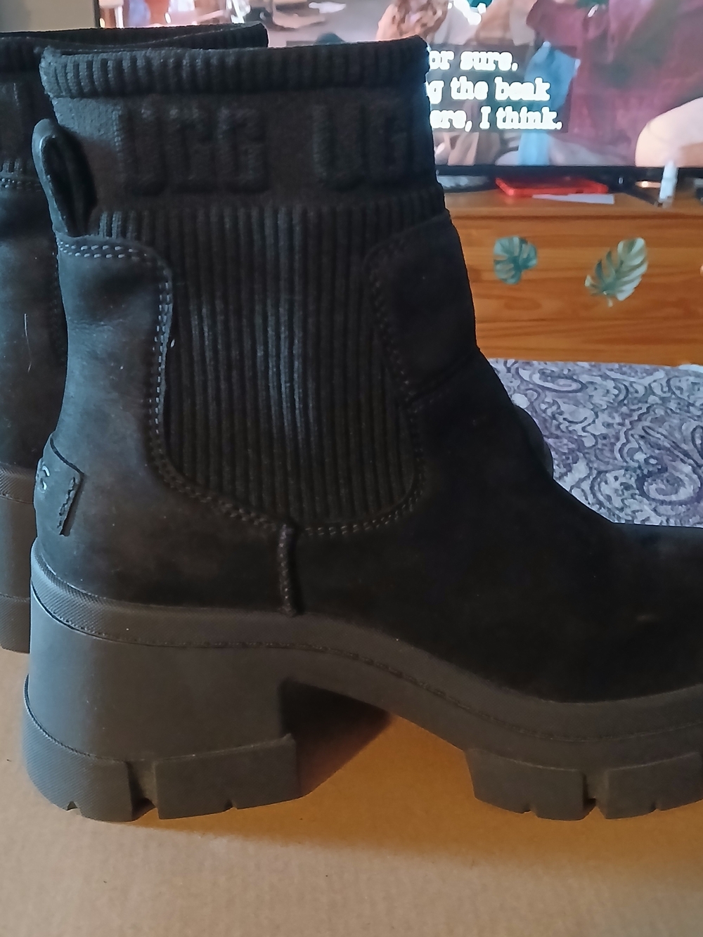 UGG Black Women's Chelsea Ankle Boots with Knit Panels - Picture 2 of 8